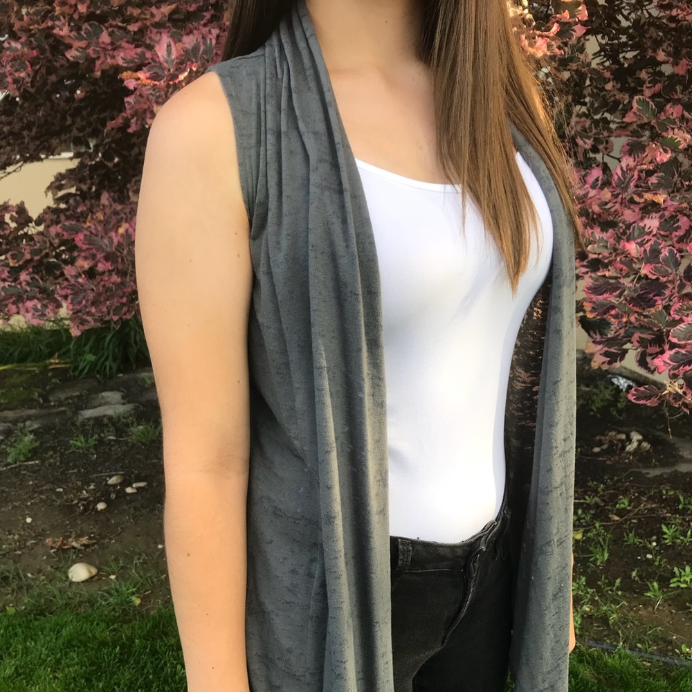Gray Sleeveless Cardigan